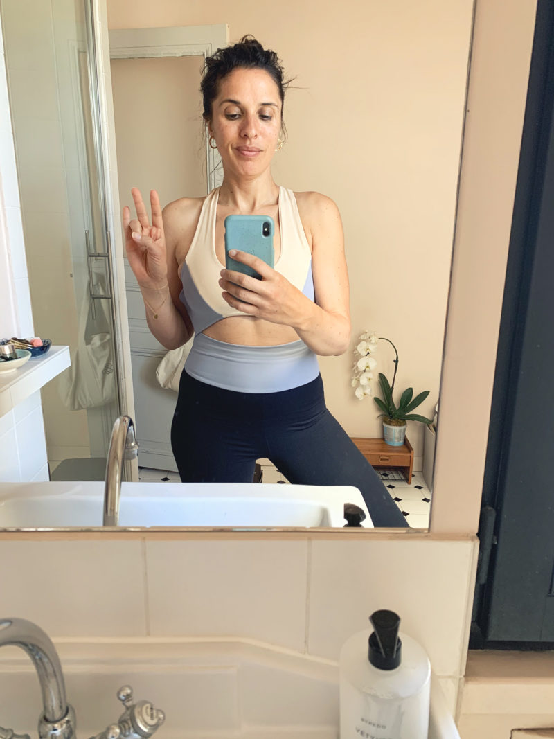 Pantalon de yoga Chic - 95% coton Bio et 5% Lycra Blanc - Fin de Serie -  Vêtements de Yoga Femme - Coton Bio Fin de série